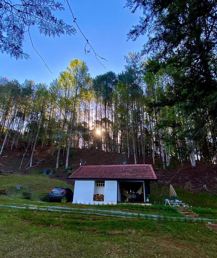 Chale De Luxo Pertinho De Monte Verde مونتي فيردي المظهر الخارجي الصورة